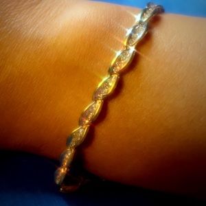 2 carats of natural earth mined diamond sat in a solid, 10K yellow gold